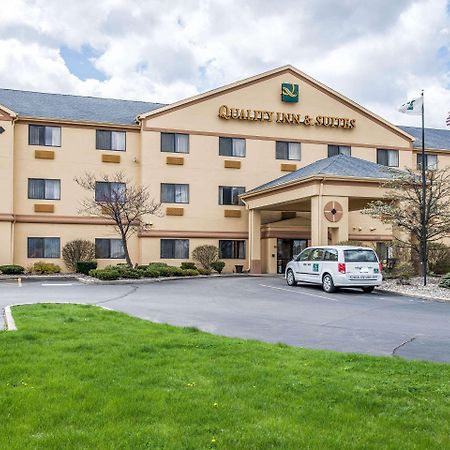 Quality Inn & Suites South Bend Airport Exterior photo